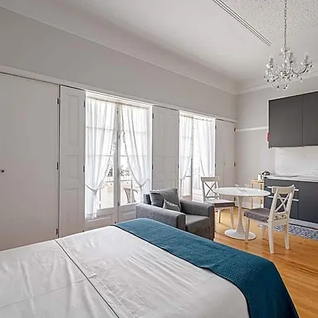 Do Doutor Aparthotel 4*