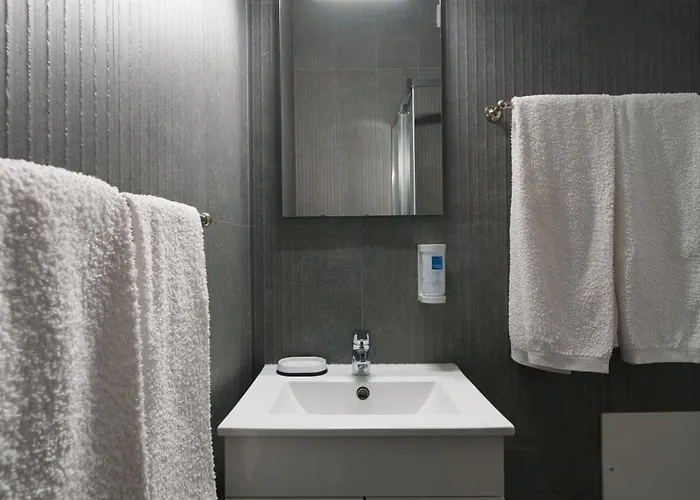 Do Doutor 公寓式酒店 庞巴尔